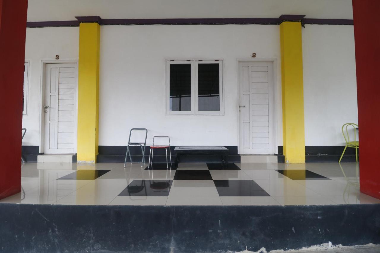 Hotel RedDoorz Syariah near BSCC DOME Balikpapan  Zewnętrze zdjęcie