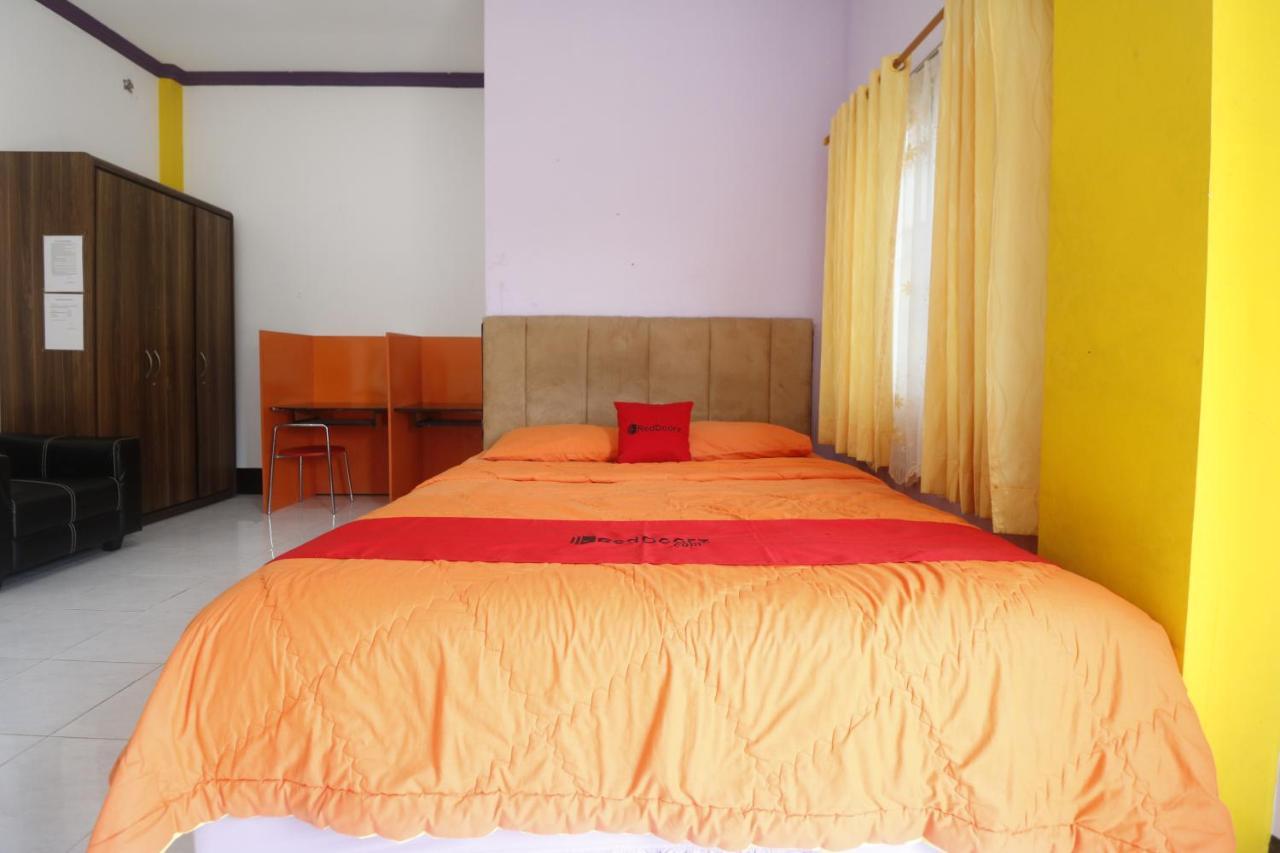 Hotel RedDoorz Syariah near BSCC DOME Balikpapan  Zewnętrze zdjęcie