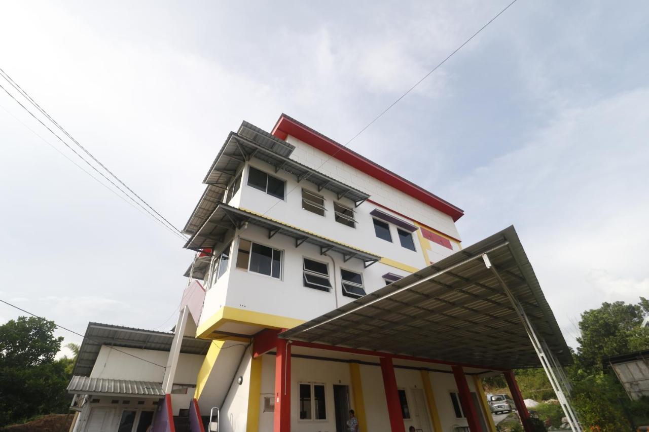 Hotel RedDoorz Syariah near BSCC DOME Balikpapan  Zewnętrze zdjęcie